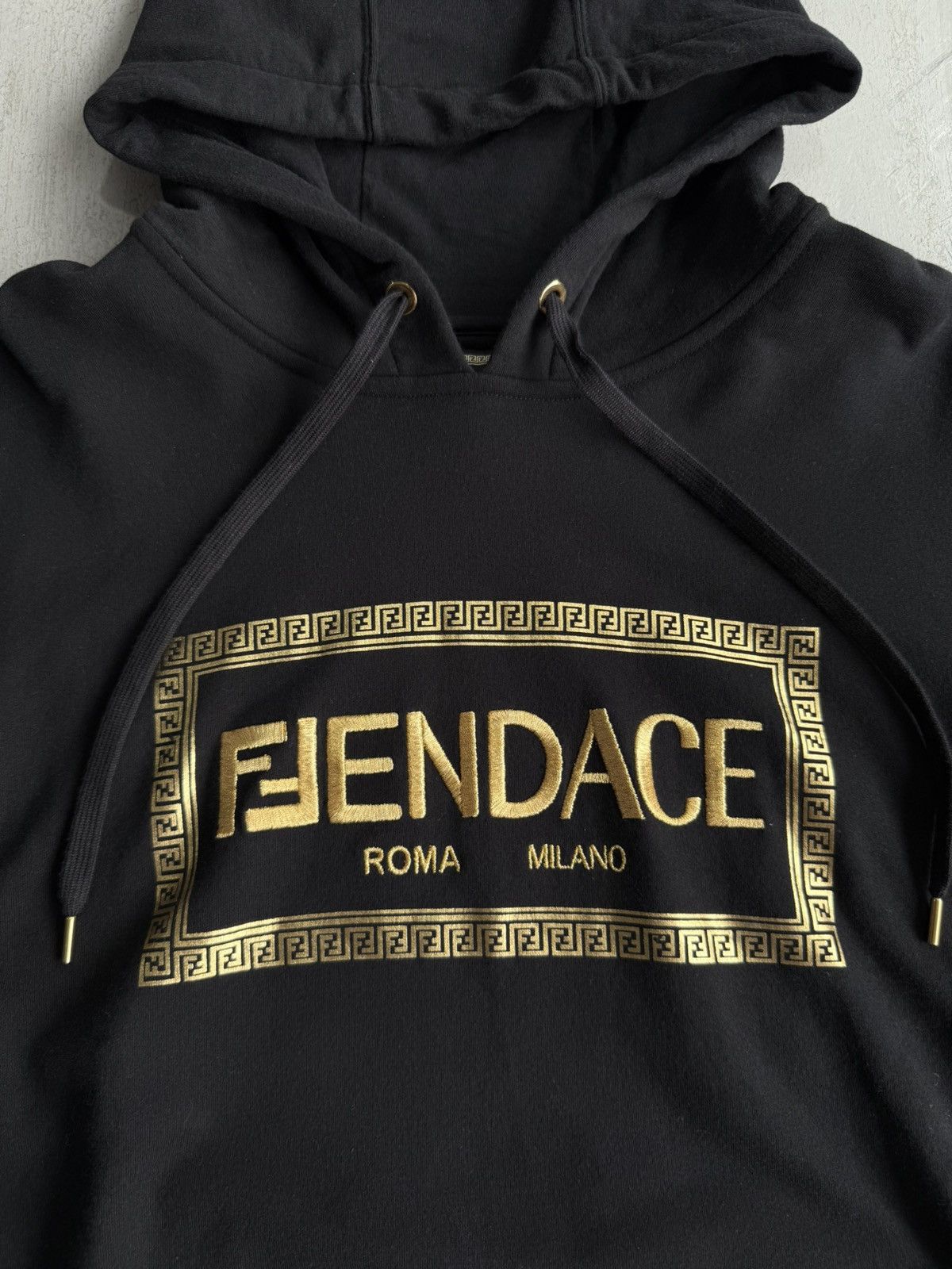 Fendi Fendi x Versace “Fendace” Medusa Hoodie Size US XL / EU 56 / 4 - 3 Thumbnail
