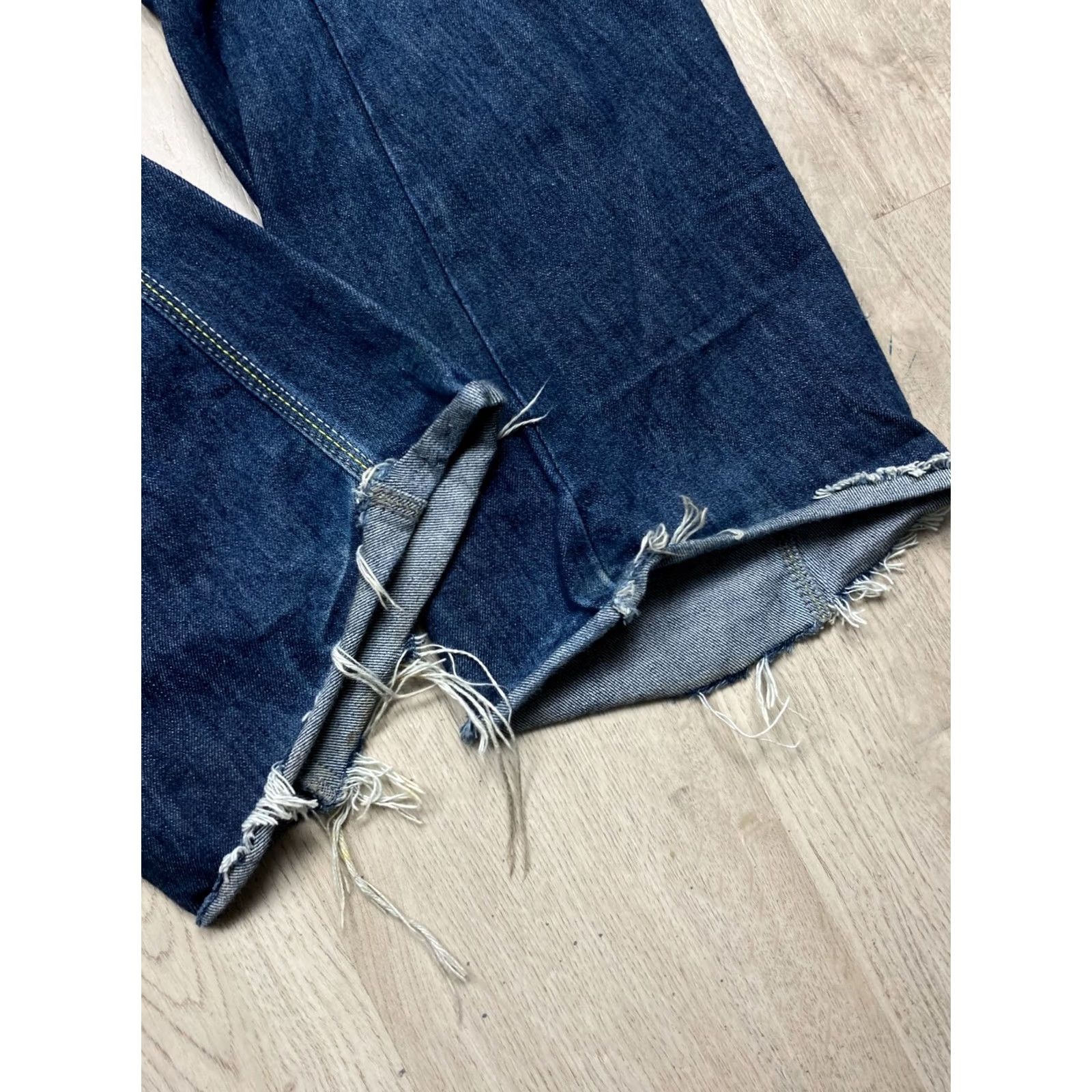 Denime VINTAGE Michiko Koshino Jeans Jeans Size 36 Men Denim Blue 36 Inseam 79cm Straight Regular Cotton Denim Logo Japan Pocket Erased Bottom 1990s Mens Size US 36 / EU 52 - 4 Thumbnail
