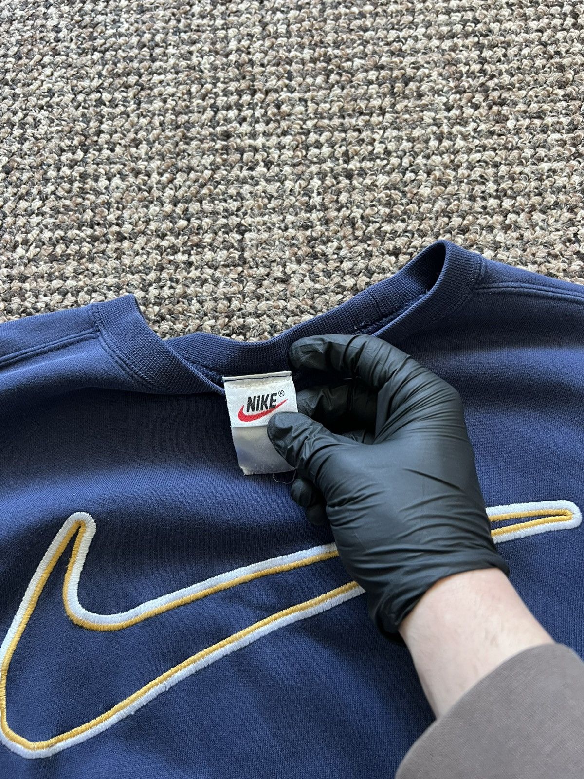 Nike Vintage 90s Nike Swoosh Sweatshirt Blue Size L Rare Size US L / EU 52-54 / 3 - 9 Thumbnail