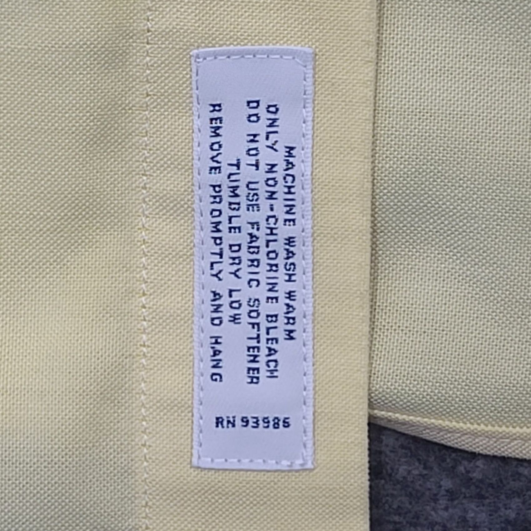Brooks Brothers VINTAGE: No Brooks Brothers Non-Iron Shirt 18 34 Slim Yellow Supima Cotton Button-Down Shirt Mens Big & Tall Slim fit Long Sleeve 18 in Yellow Size US XXL / EU 58 / 5 - 4 Thumbnail