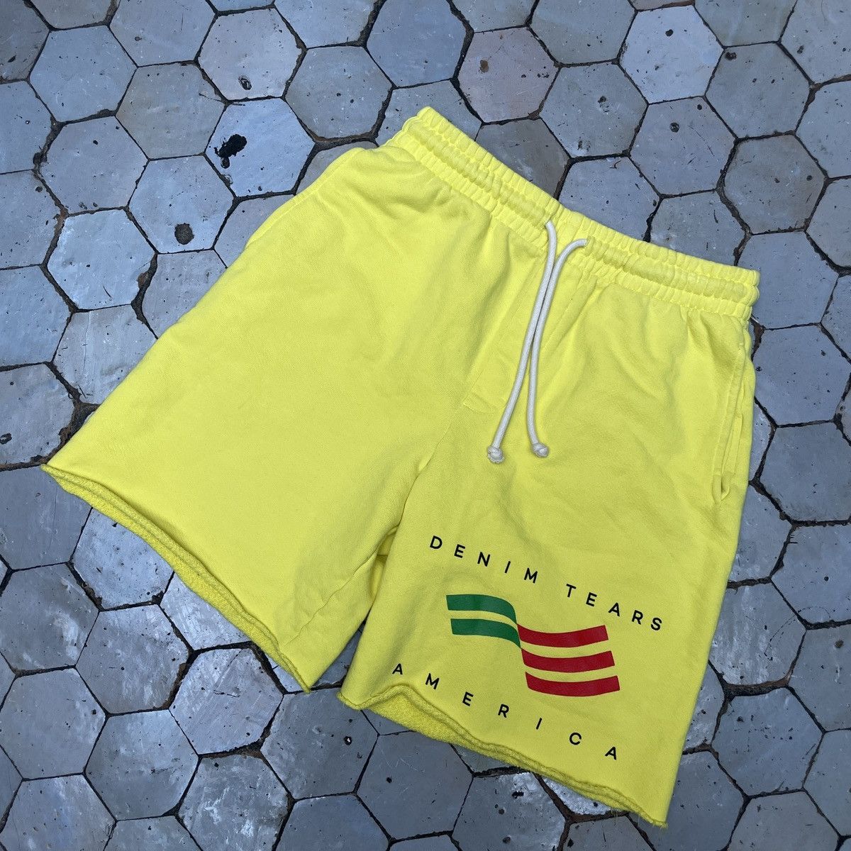 DENIM TEARS Denim Tears America Yellow Shorts M Size US 33 - 1 Thumbnail