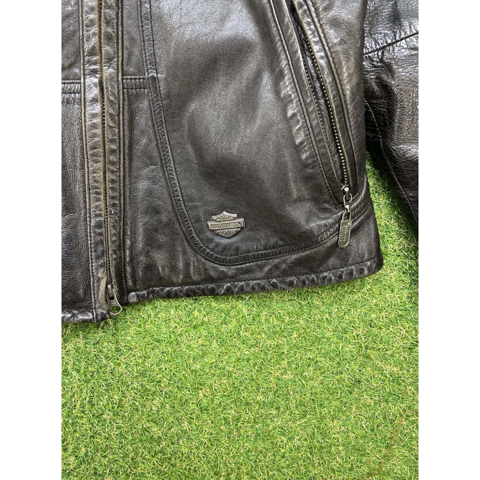 Harley Davidson Harley-Davidson Leather Jacket Women’s M Black Motorcycle Skull Wing Embroidered Logo Zipper Full Zip 90s Bohemian Streetwear Jacket Size M / US 6-8 / IT 42-44 - 4 Thumbnail