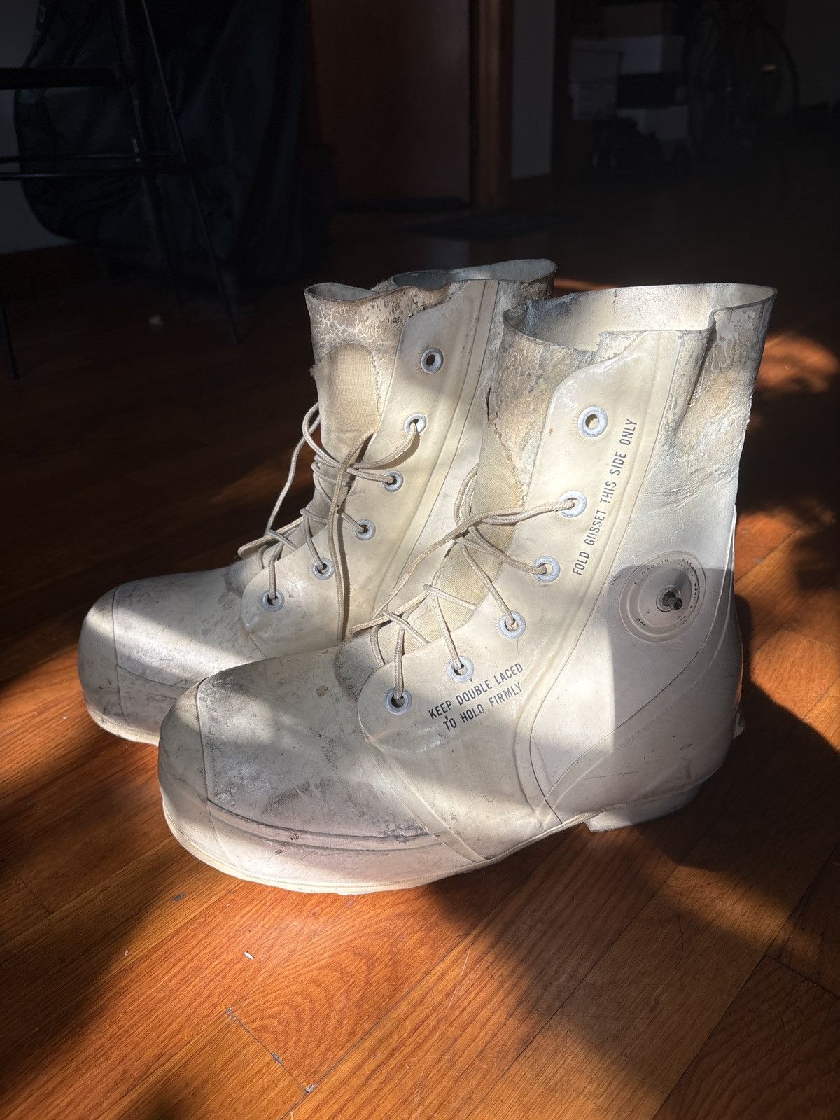 Bata Bata Bunny Boots Size US 10 / EU 43 - 3 Thumbnail