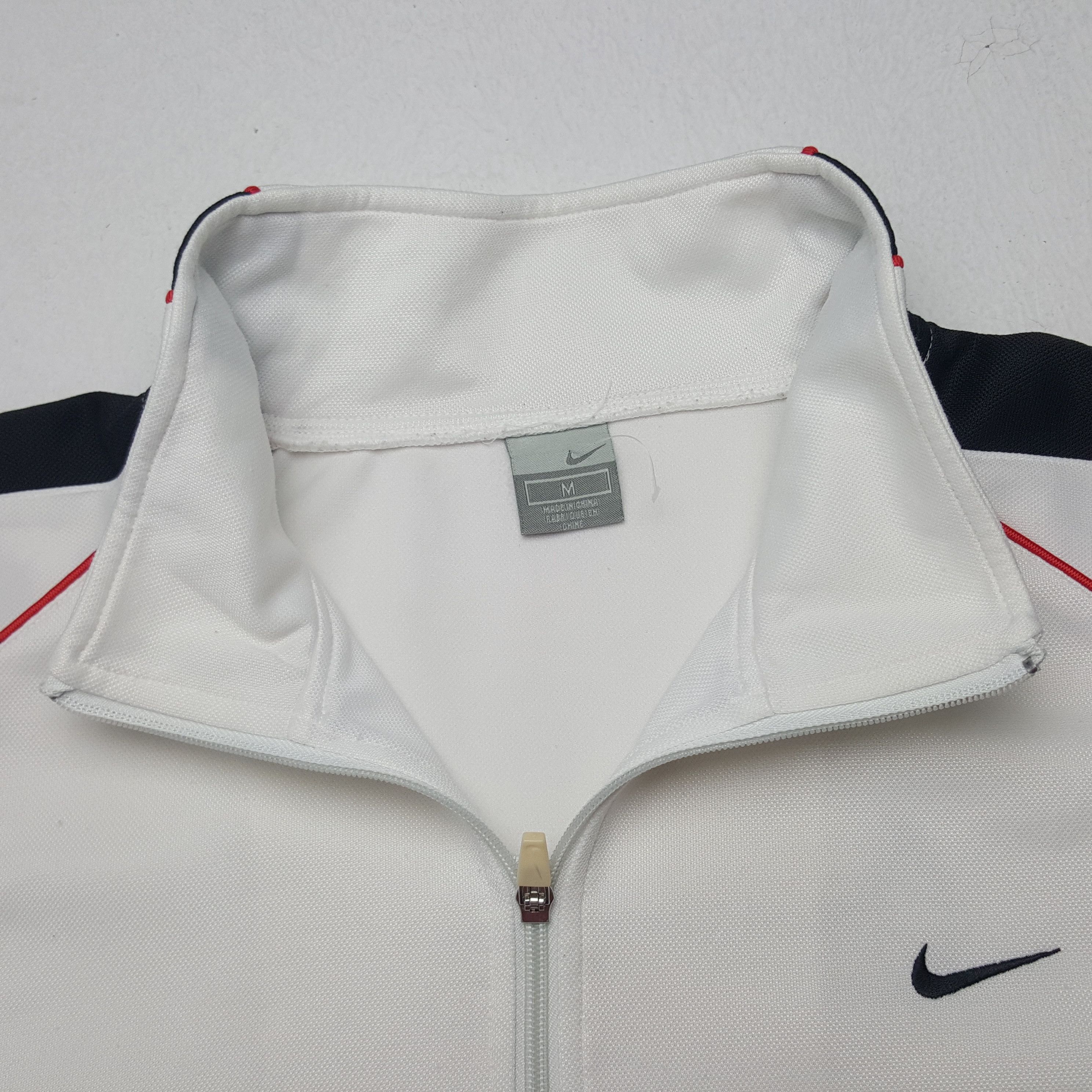 Nike × Vintage Vintage Nike Sports Style Center Swoosh Jacket Size US L / EU 52-54 / 3 - 5 Thumbnail
