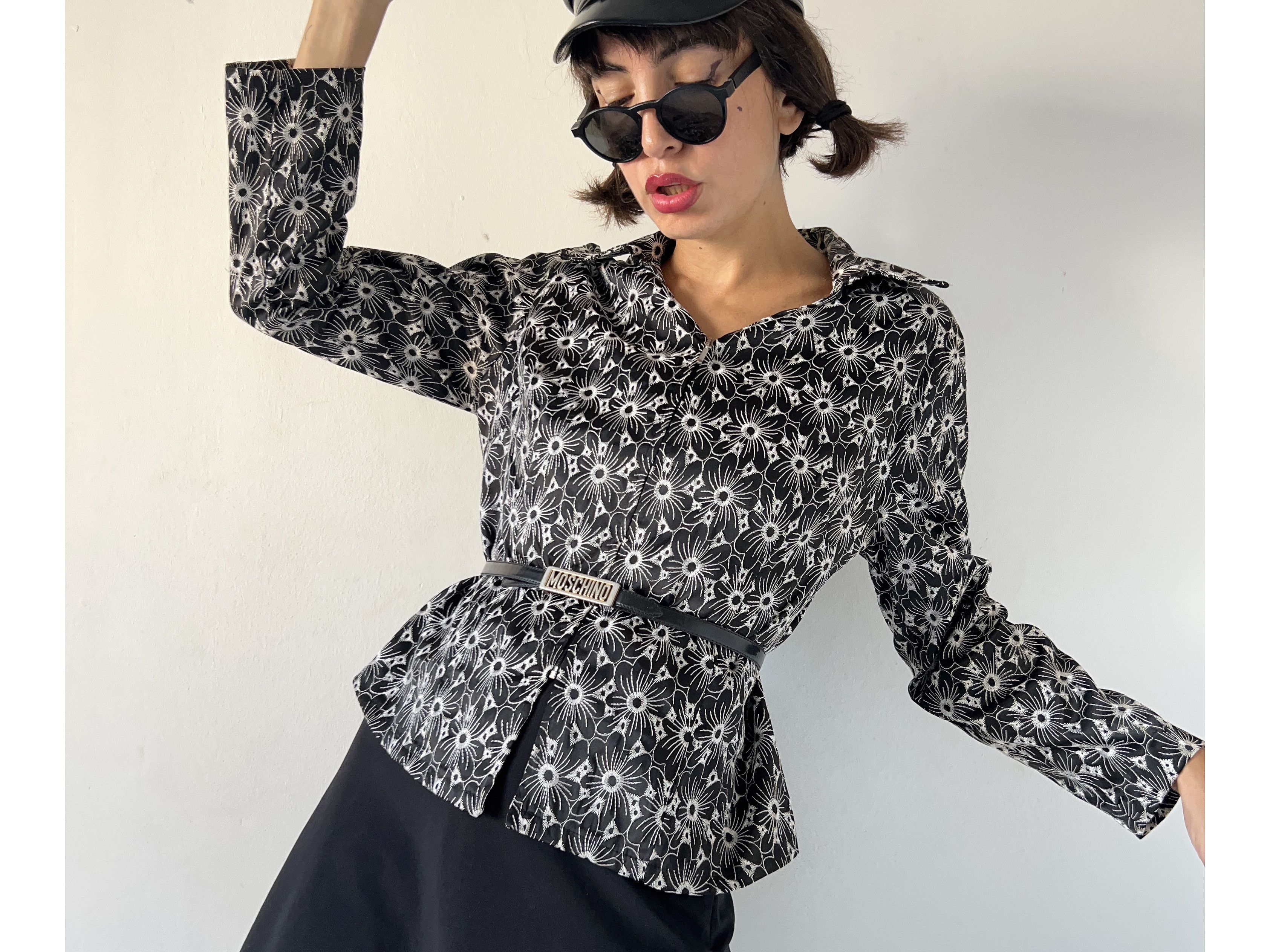 Vintage Vintage y2k embroidered flower zipper jacket Size M / US 6-8 / IT 42-44 - 1 Thumbnail