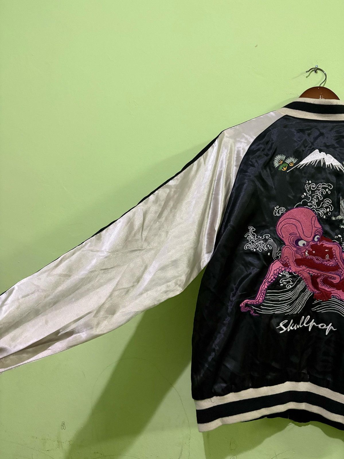 Japanese Brand VTG Sukajan Jacket skeleton taste of Noise Embroidered Size US L / EU 52-54 / 3 - 8 Thumbnail