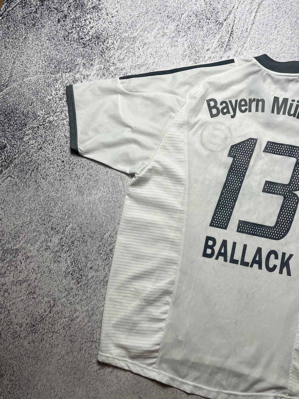 Adidas Vintage Adidas FC Bayern Ballack #13 Football Soccer Jersey Size US L / EU 52-54 / 3 - 14 Thumbnail