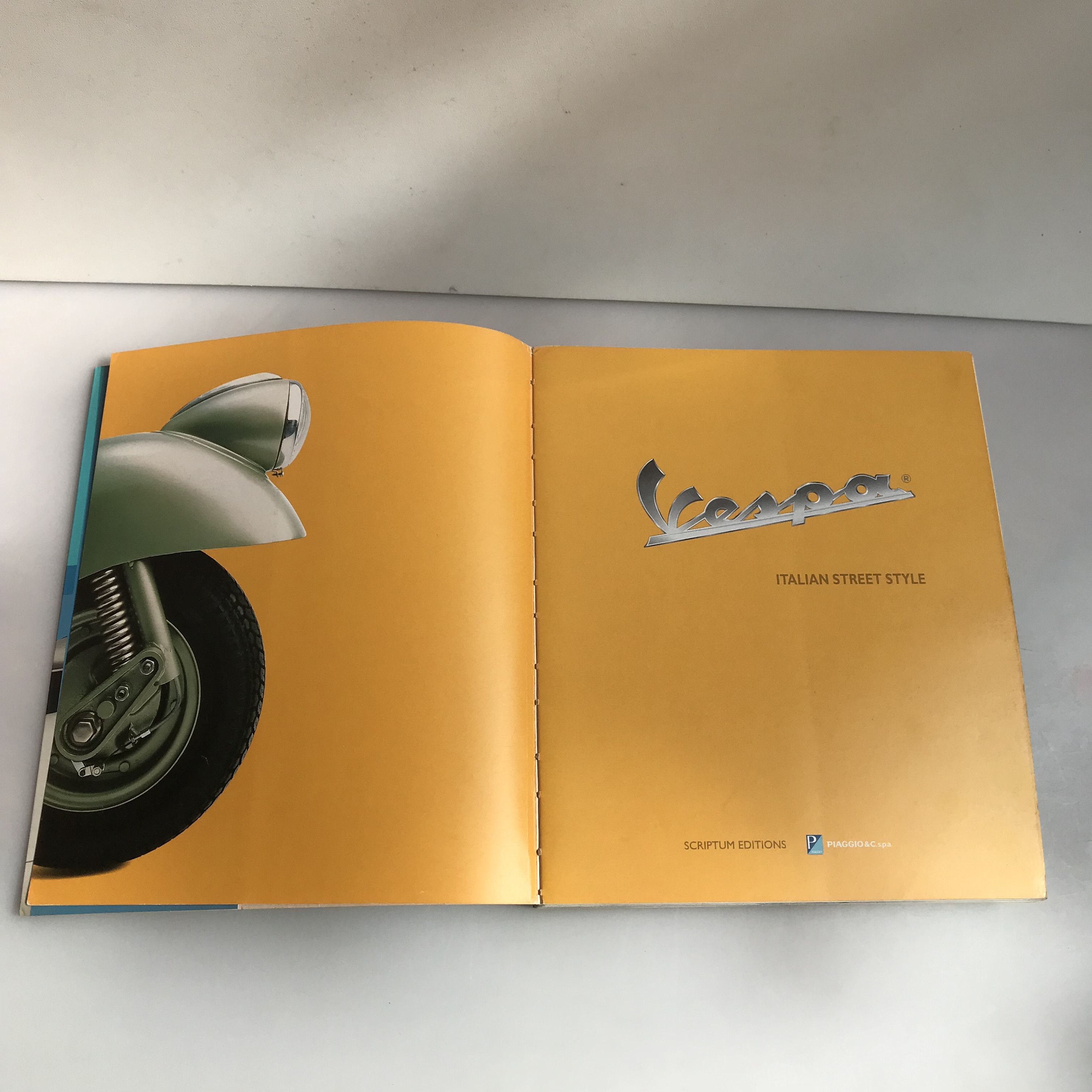 Racer Worldwide Vespa: Italian Street Style book Books Davide Mazzanti Size ONE SIZE - 3 Thumbnail