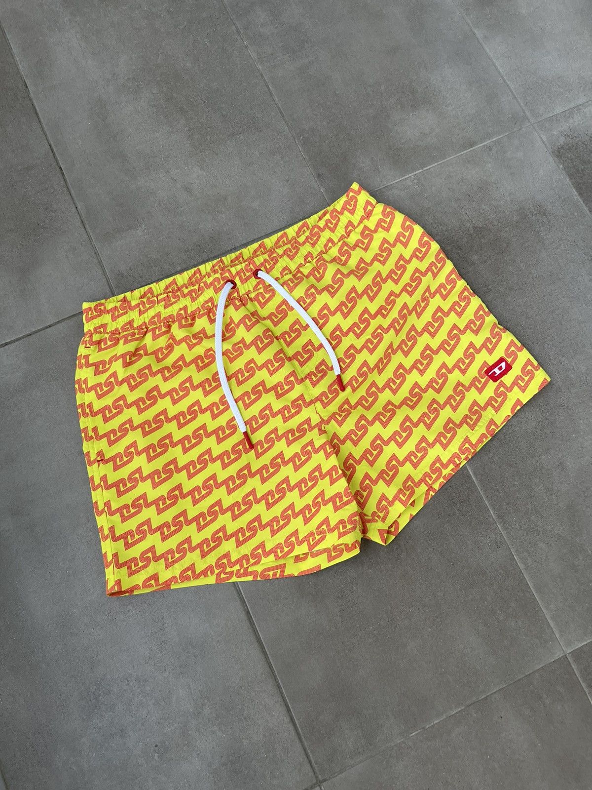 Diesel !DS! SS23 Diesel BMBX-Nico Boxer Monogram Yellow Shorts Size US 32 / EU 48 - 3 Thumbnail