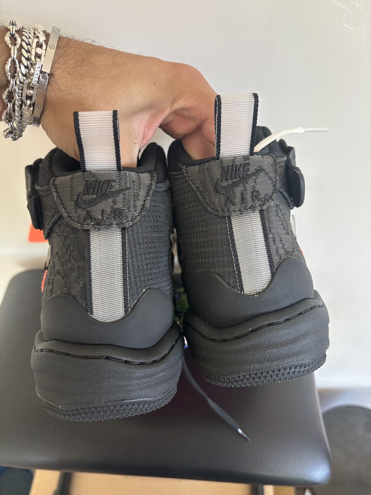 Nike × Off-White Off-White Air Force 1 Mid Black Size US 9 / EU 42 - 7 Thumbnail