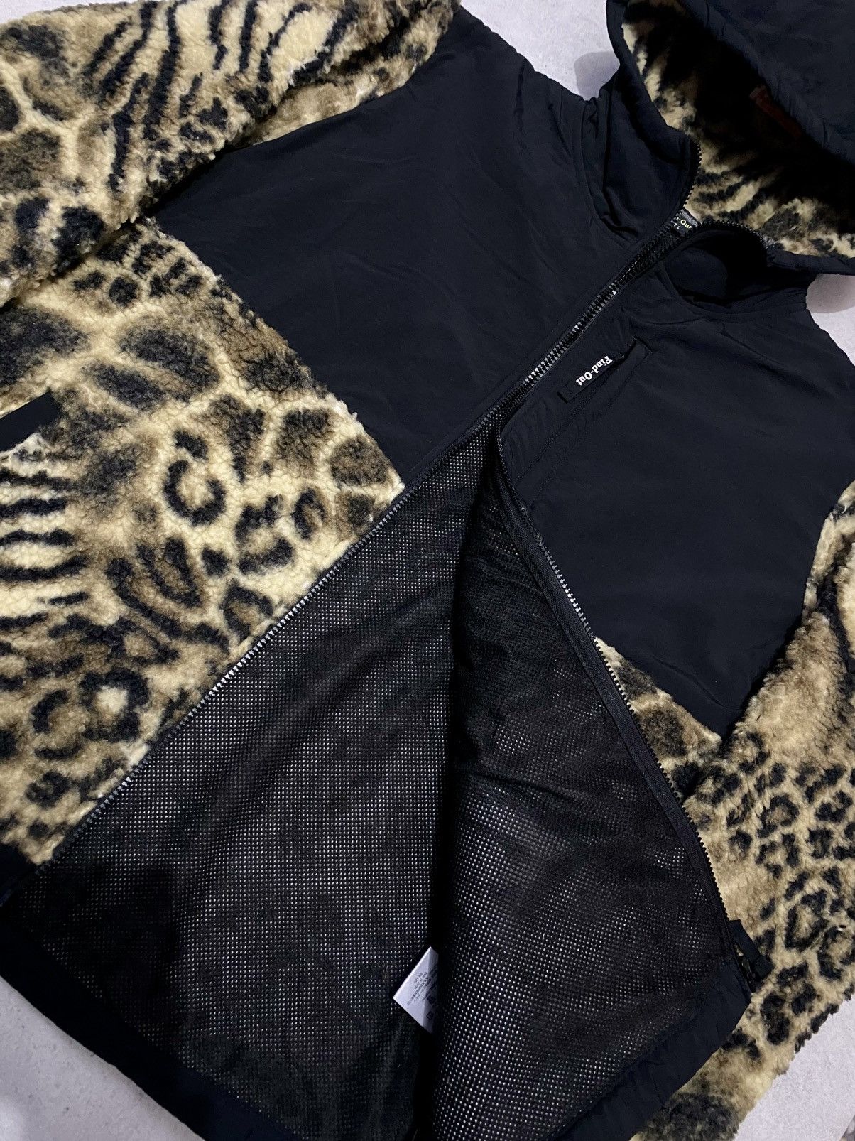 Other Workman Find-Out Leopard Fleece Jacket Size US L / EU 52-54 / 3 - 7 Thumbnail