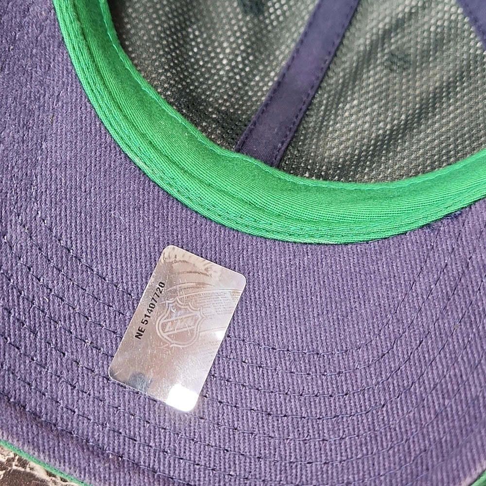 Other Vintage Vancouver Canucks Adjustable Cap Size ONE SIZE - 5 Thumbnail