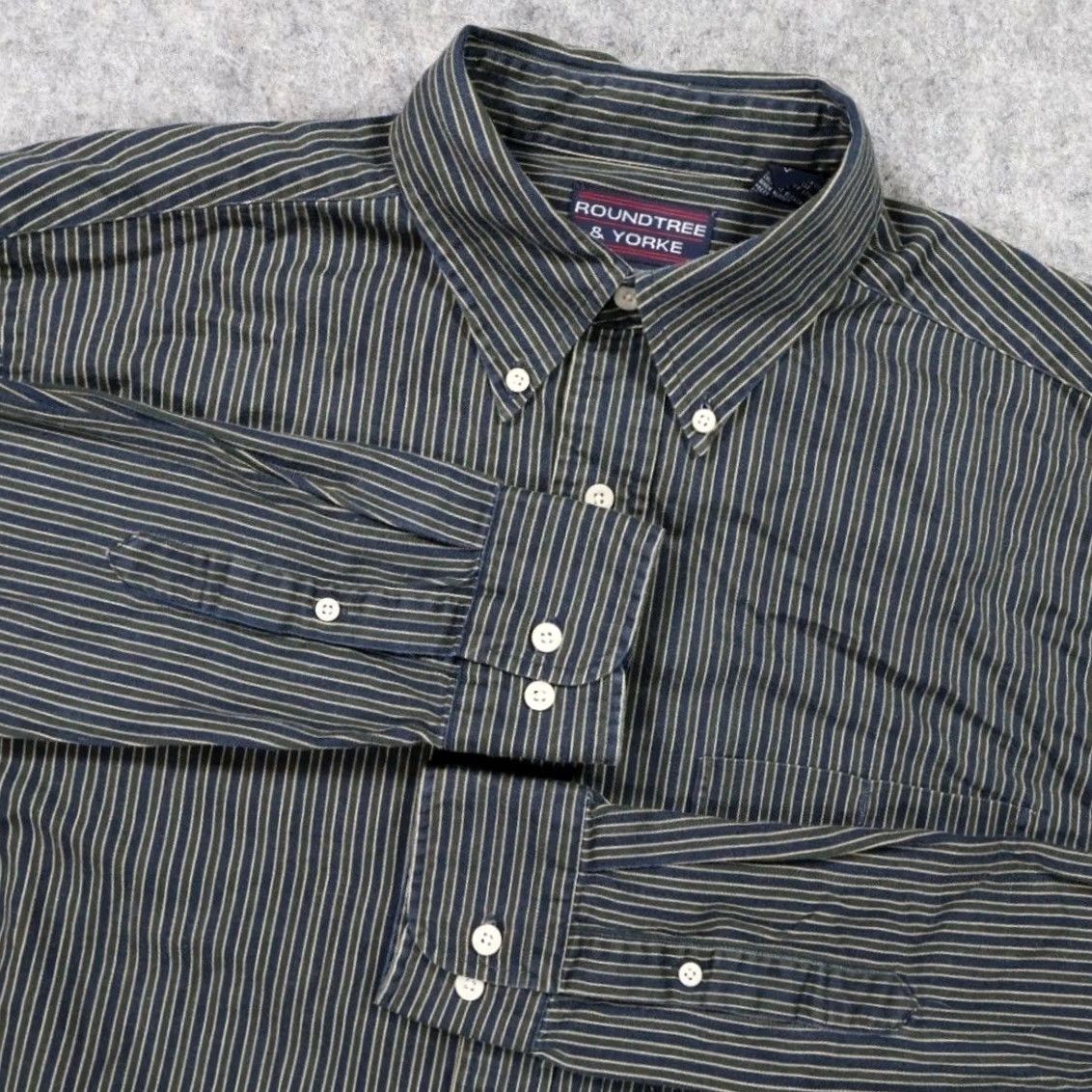Roundtree & Yorke VINTAGE Roundtree & Yorke Button Up Shirt Mens Medium Green Striped Size US M / EU 48-50 / 2 - 2 Thumbnail