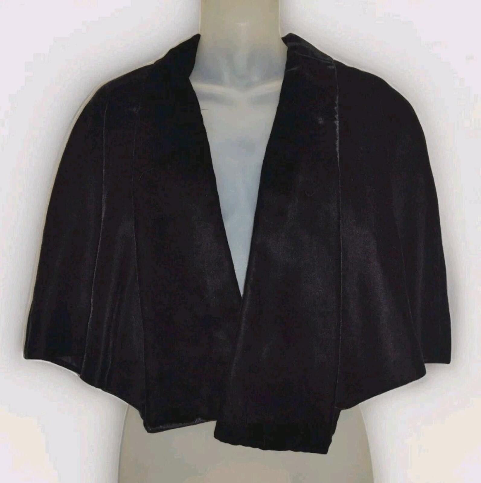 The Unbranded Brand VTG 40s Black Velvet Opera Capelet Satin Lined Evening Wrap Size ONE SIZE - 2 Thumbnail