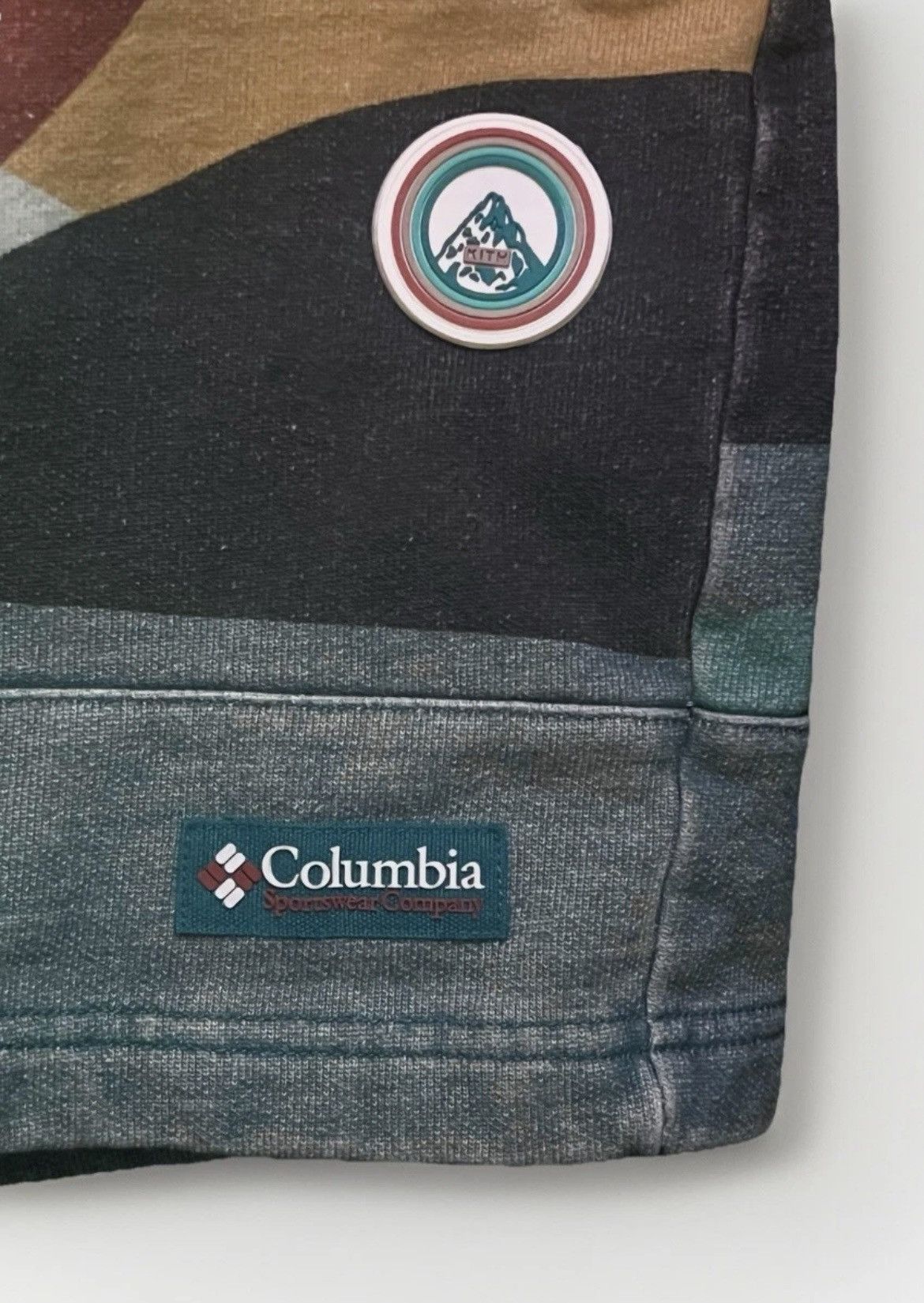 Columbia × Kith KITH x COLUMBIA⚡️Size XS "Sanguine" SS22 Mountain print short Size US 29 - 5 Thumbnail