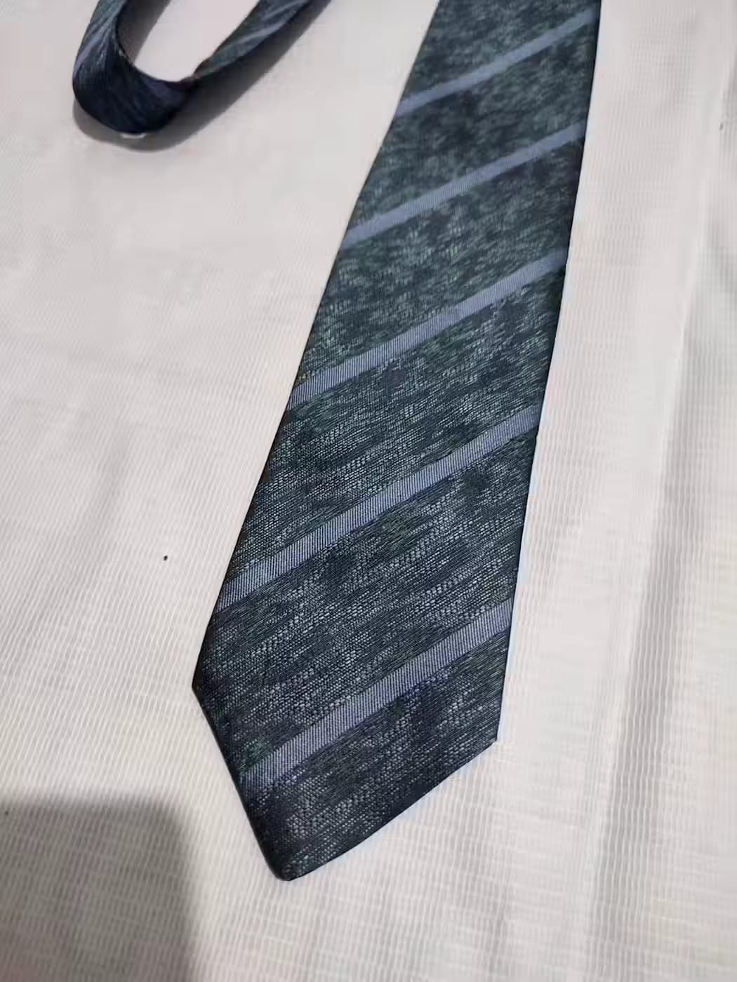 Issey Miyake Issey Miyake Tie Nice Design Art Size ONE SIZE - 2 Thumbnail
