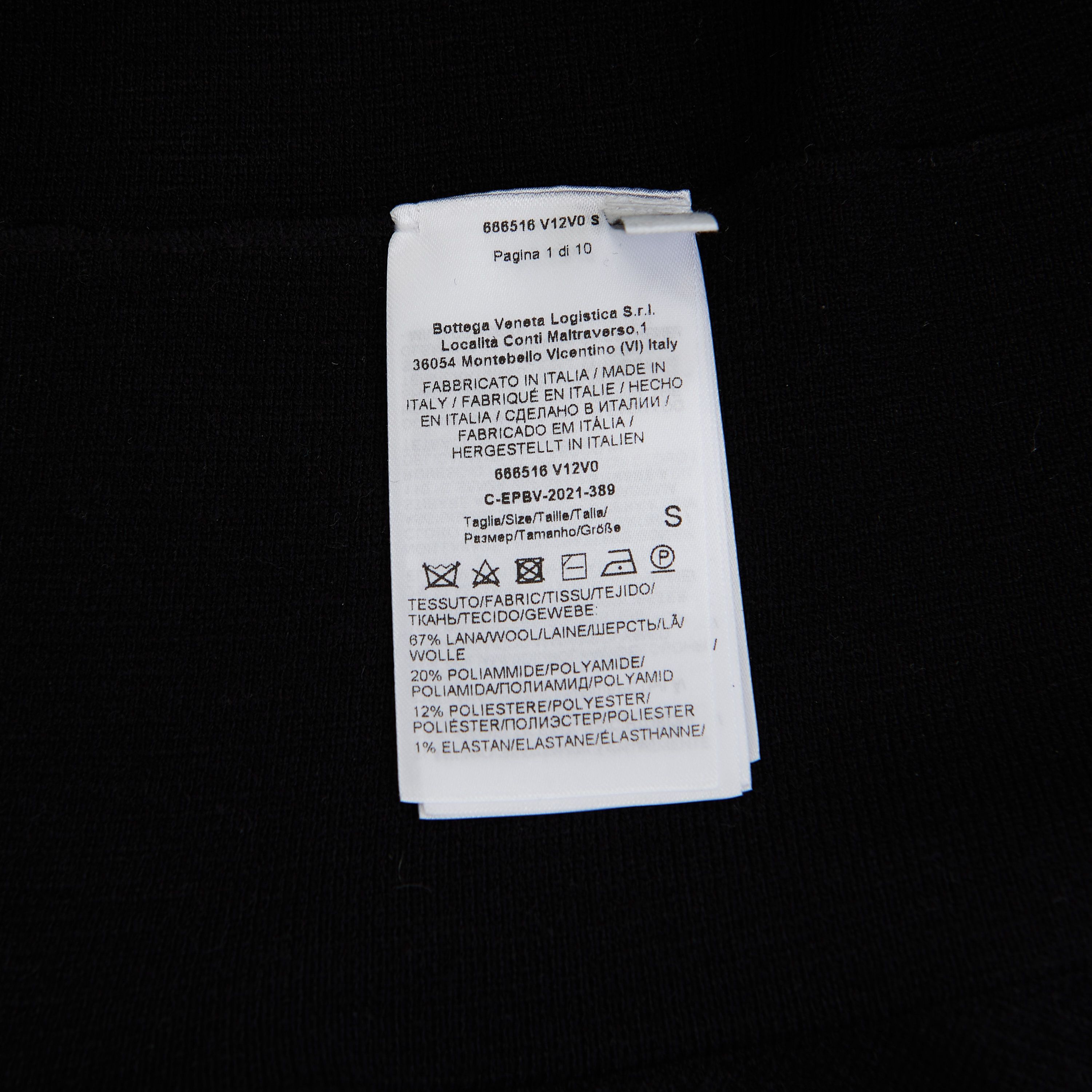 Bottega Veneta Lightweight Compact Stretch Skirt In Black Wool Size 32" / US 10 / IT 46 - 11 Thumbnail