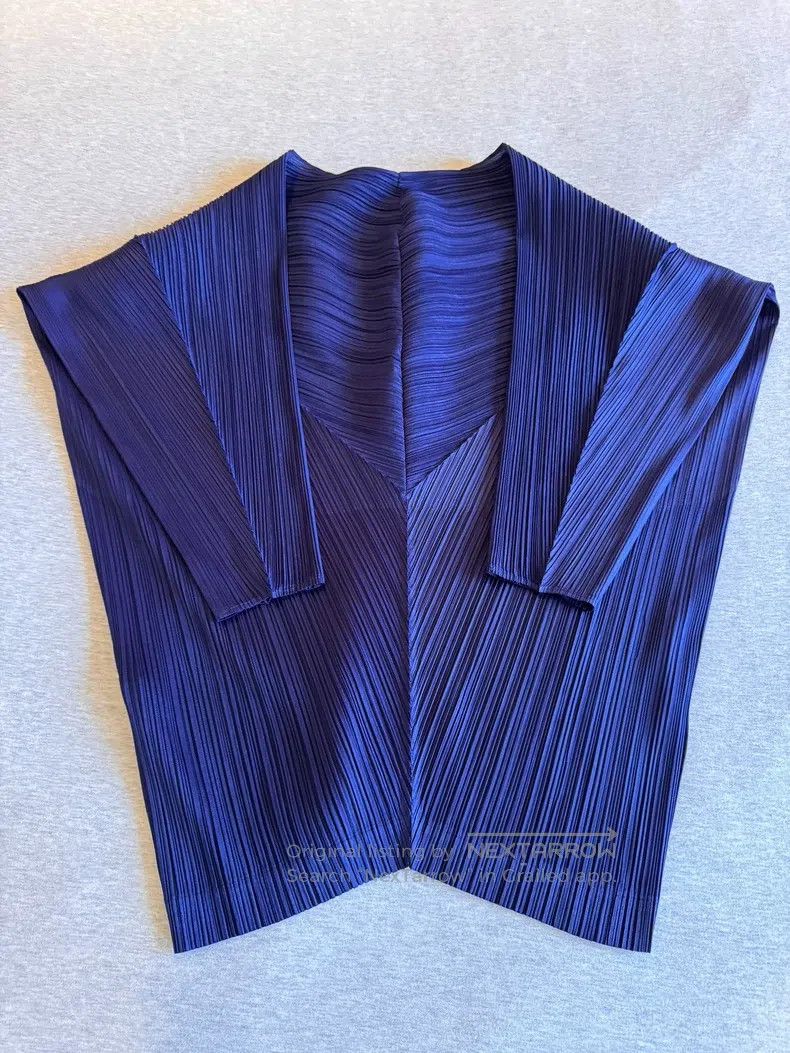 Issey Miyake Issey Miyake size:one size Mermaid Medium Length Top Size XXS / US 00 / IT 34 - 1 Thumbnail