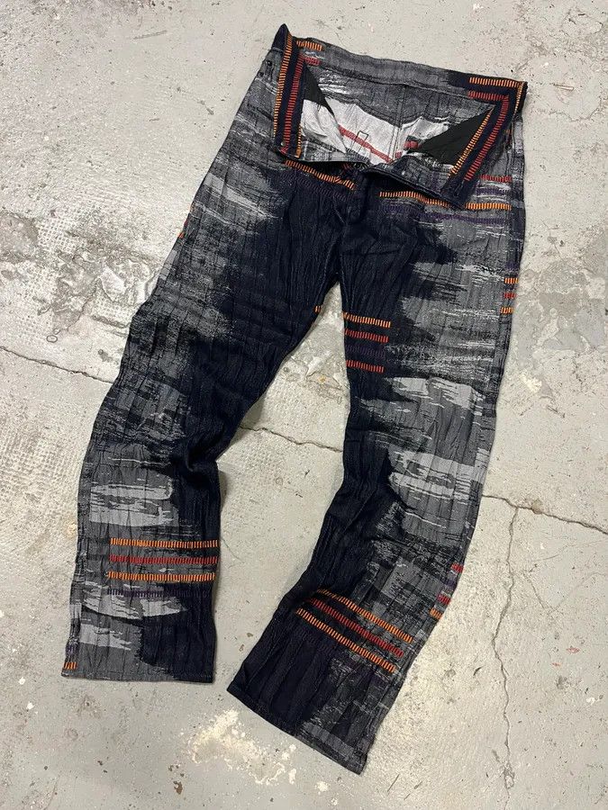Issey Miyake 2000s Issey Miyake Navy & Grey Color Stripes Relief Pants Size US 30 / EU 46 - 6 Thumbnail