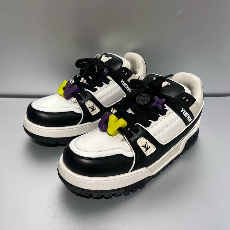 Louis Vuitton Louis Vuitton Trainer Black White - dmc Size US 9 / EU 42 - 1 Thumbnail