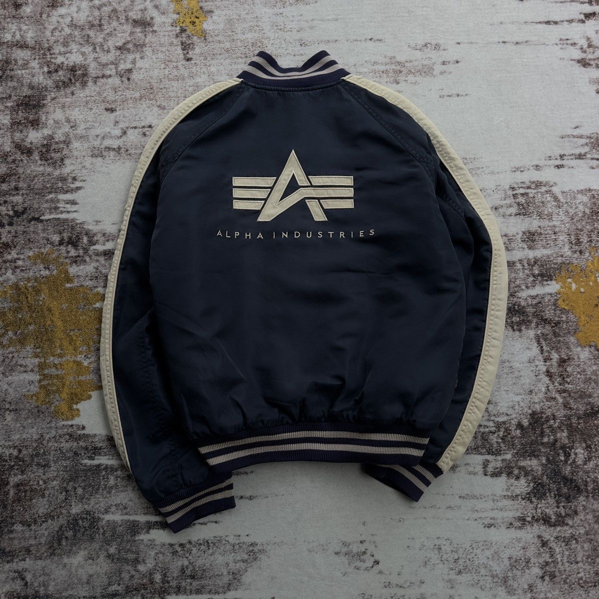 Alpha Industries VINTAGE ALPHA INDUSTRIES BOMBER JACKET BIG EMBROIDERY LOGO Size US S / EU 44-46 / 1 - 1 Thumbnail