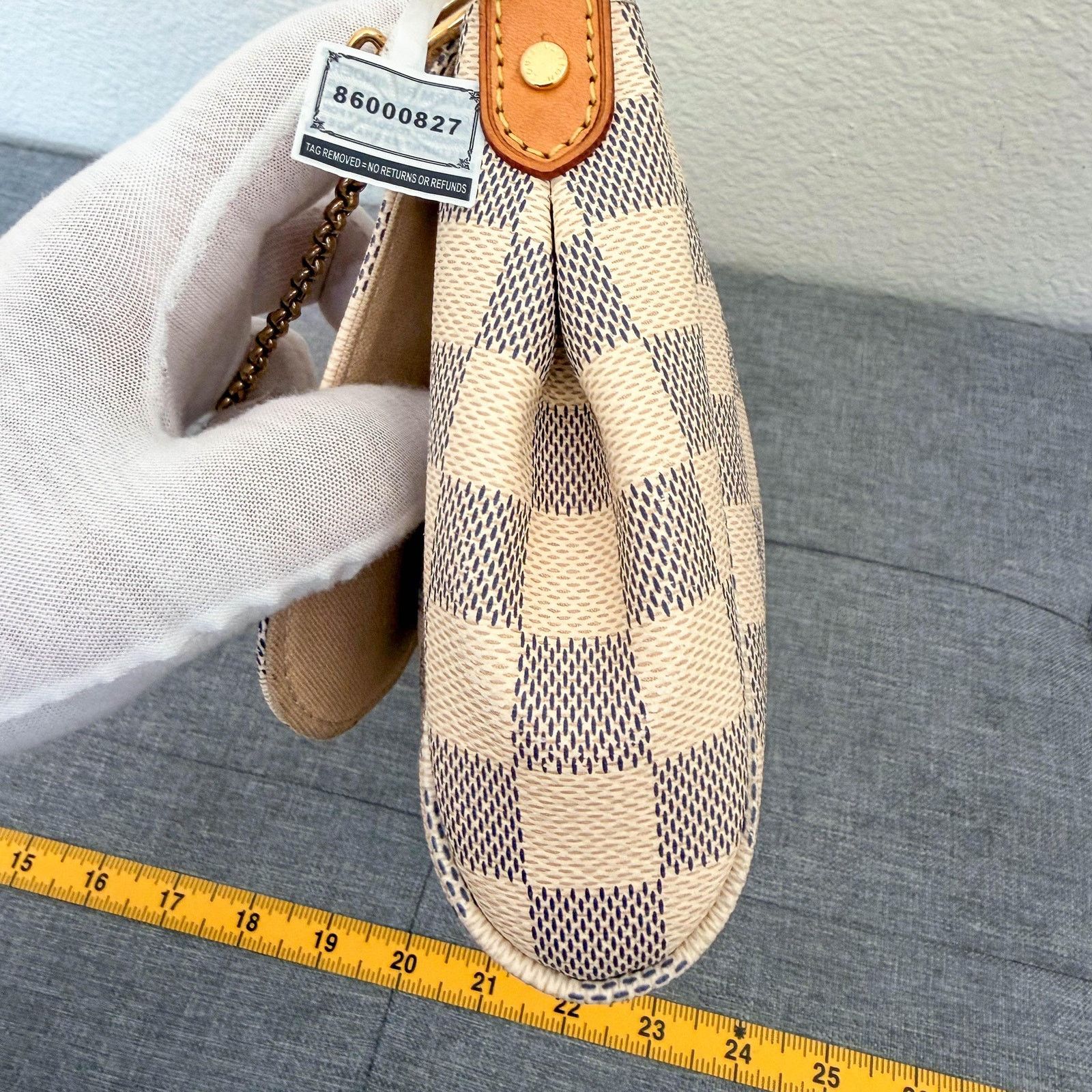 Louis Vuitton Authentic LV Damier Azur Favorite PM Crossbody Bag Size ONE SIZE - 5 Thumbnail