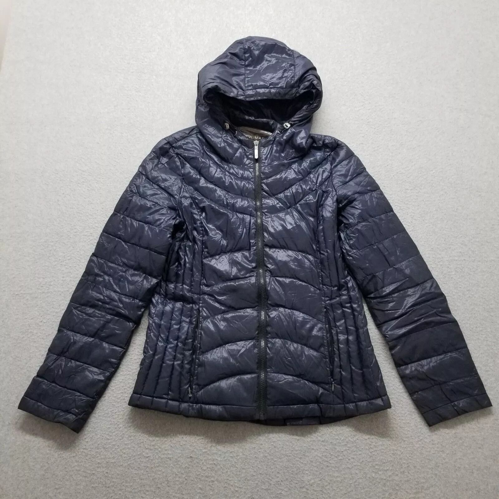 Andrew Marc Andrew Marc Puffer Jacket Womens Medium Full Zip Hooded Down Size M / US 6-8 / IT 42-44 - 1 Thumbnail