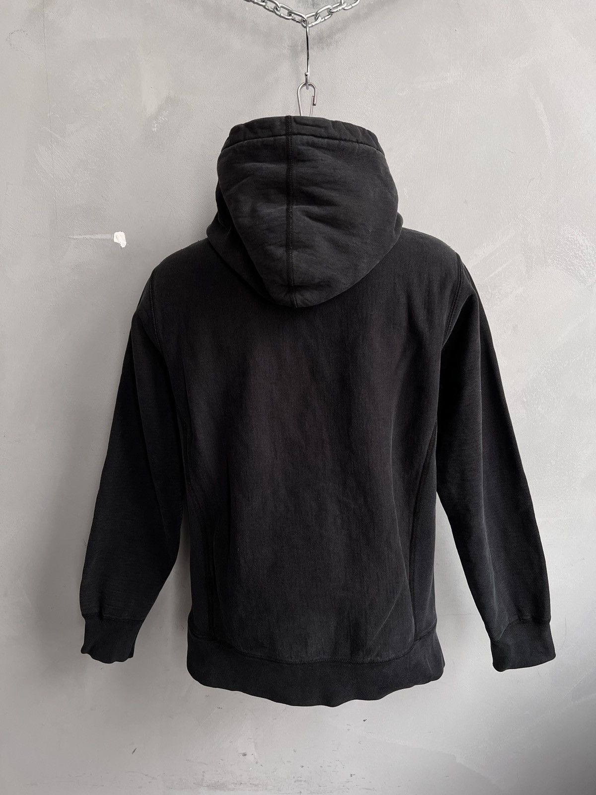 Supreme Supreme washed Classic Black Hoodie Sweatshirt centr logo Size US M / EU 48-50 / 2 - 7 Thumbnail