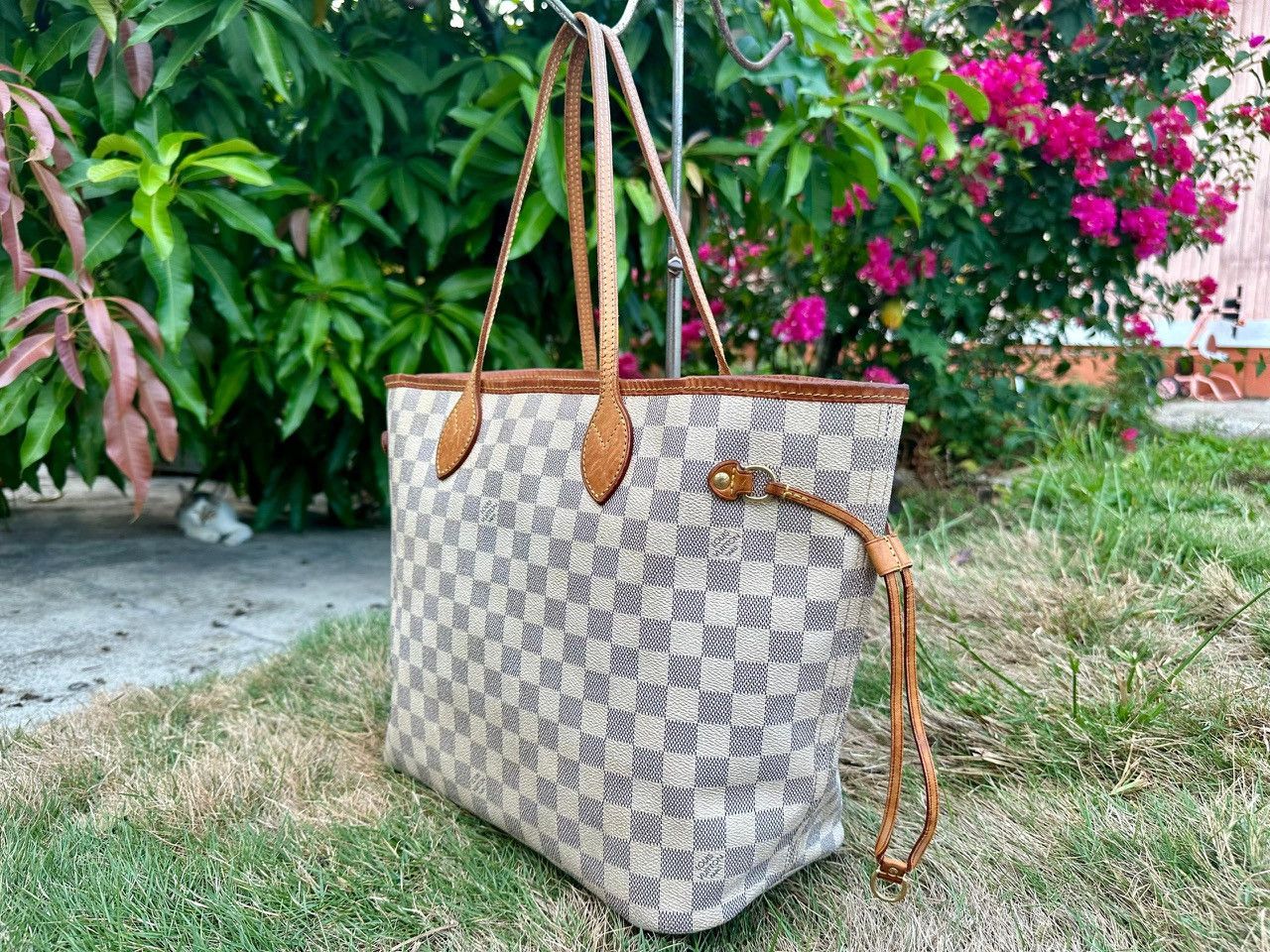 Louis Vuitton Authentic Louis Vuitton Damier Azur Neverfull MM Tote Bag Size ONE SIZE - 3 Thumbnail