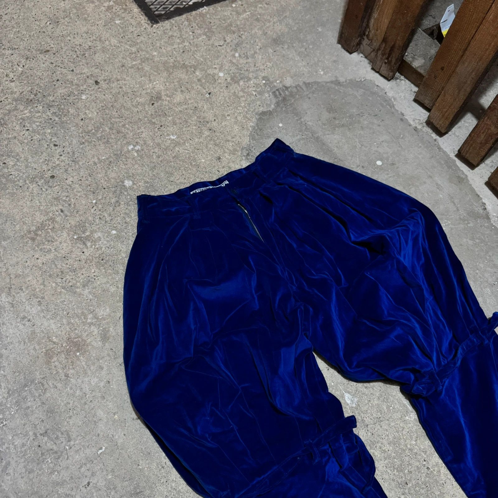 Katharine Hamnett London 80s Katherine Hamnett London velour bondage wide strap pants Size 26" / US 2 / IT 38 - 7 Thumbnail