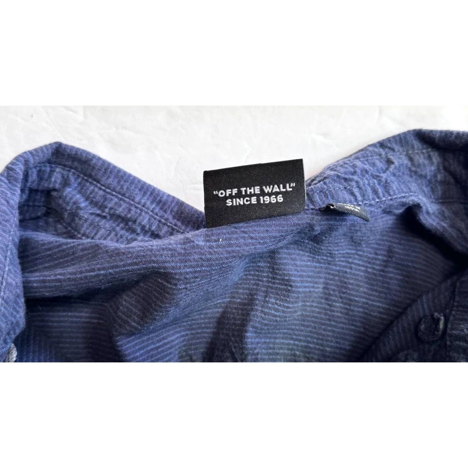 Vans VANS Button-Up Shirt Blue Long Sleeve Men L Slim Casual Shirt Size US L / EU 52-54 / 3 - 7 Thumbnail