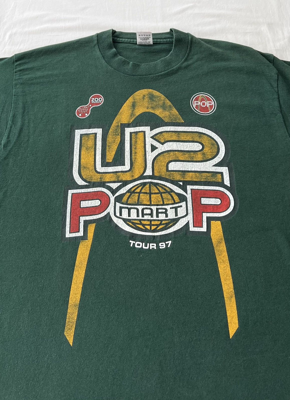 Band Tees Vintage 1997 U2 Popmart Tour Rock Band Green T-shirt Size US L / EU 52-54 / 3 - 6 Thumbnail