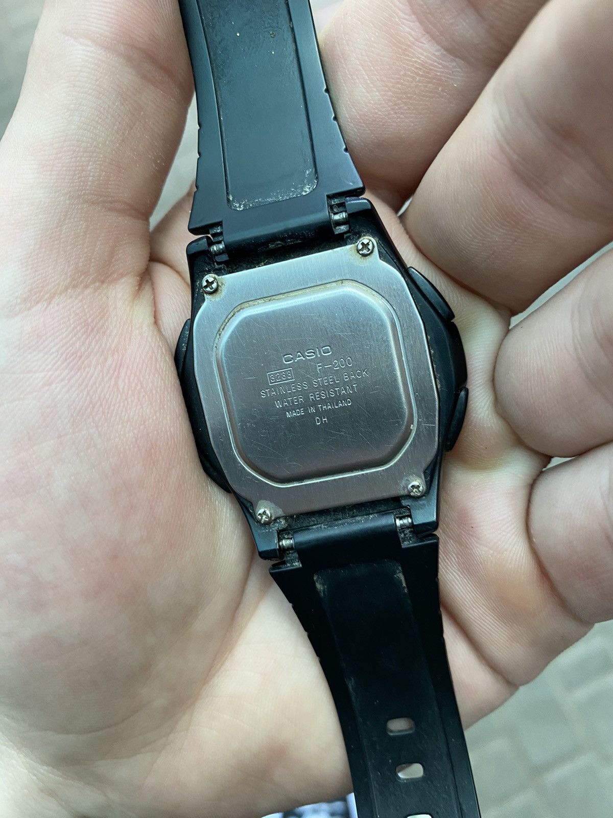 Casio Sport Watch Casio F-200 with Light, Excellent Condition Size ONE SIZE - 12 Thumbnail