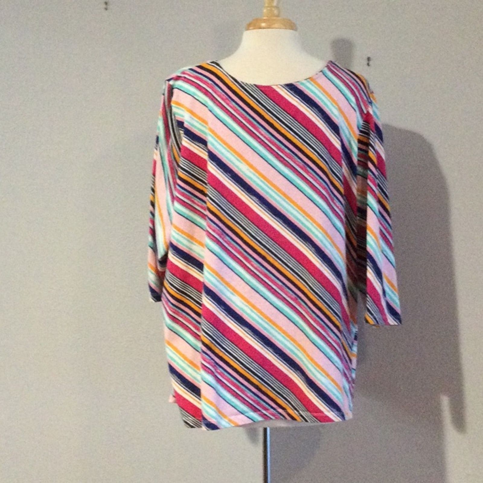 Other Jessica London 3/4 Sleeve Pullover Top Size 26/28 Size 4XL / US 24-26 - 7 Thumbnail