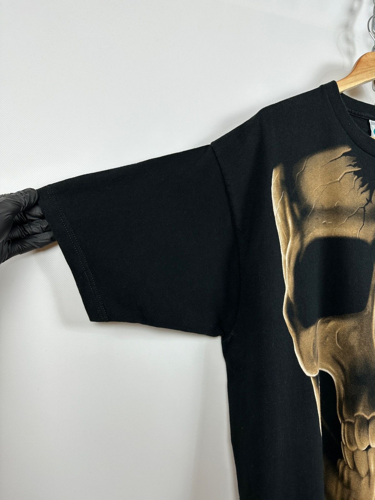 Liquid Blue 1999 Vintage Liquid Blue Skull All Over Print T-Shirt Size US XXL / EU 58 / 5 - 10 Thumbnail