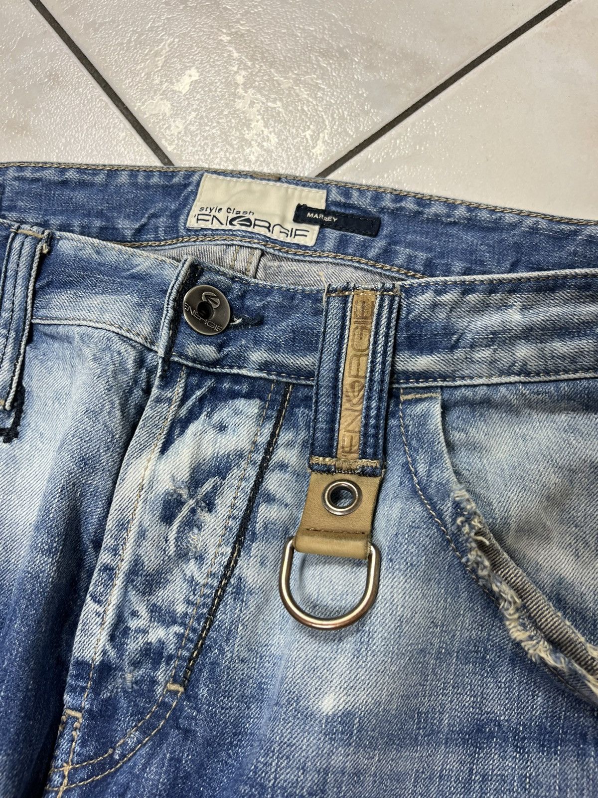 Energie × Vintage Vintage Energie distressed marrey jeans denim with keychain Size US 36 / EU 52 - 13 Thumbnail