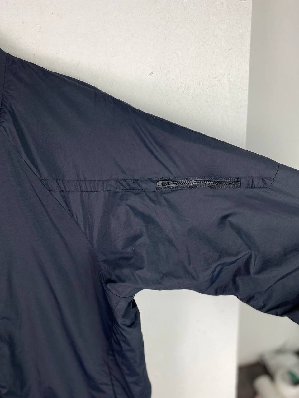Oakley oakley nylon bomber jacket very nice design distressed Size US M / EU 48-50 / 2 - 6 Thumbnail