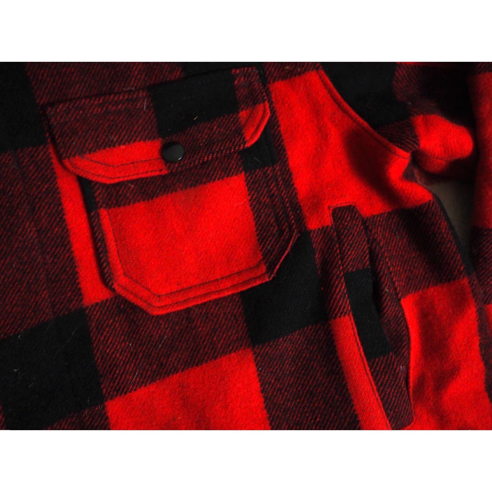 Vintage VTG Woolrich Red Black Buffalo Plaid Wool Lodge Button Mackinaw Jacket XL 70s Size US XL / EU 56 / 4 - 7 Thumbnail