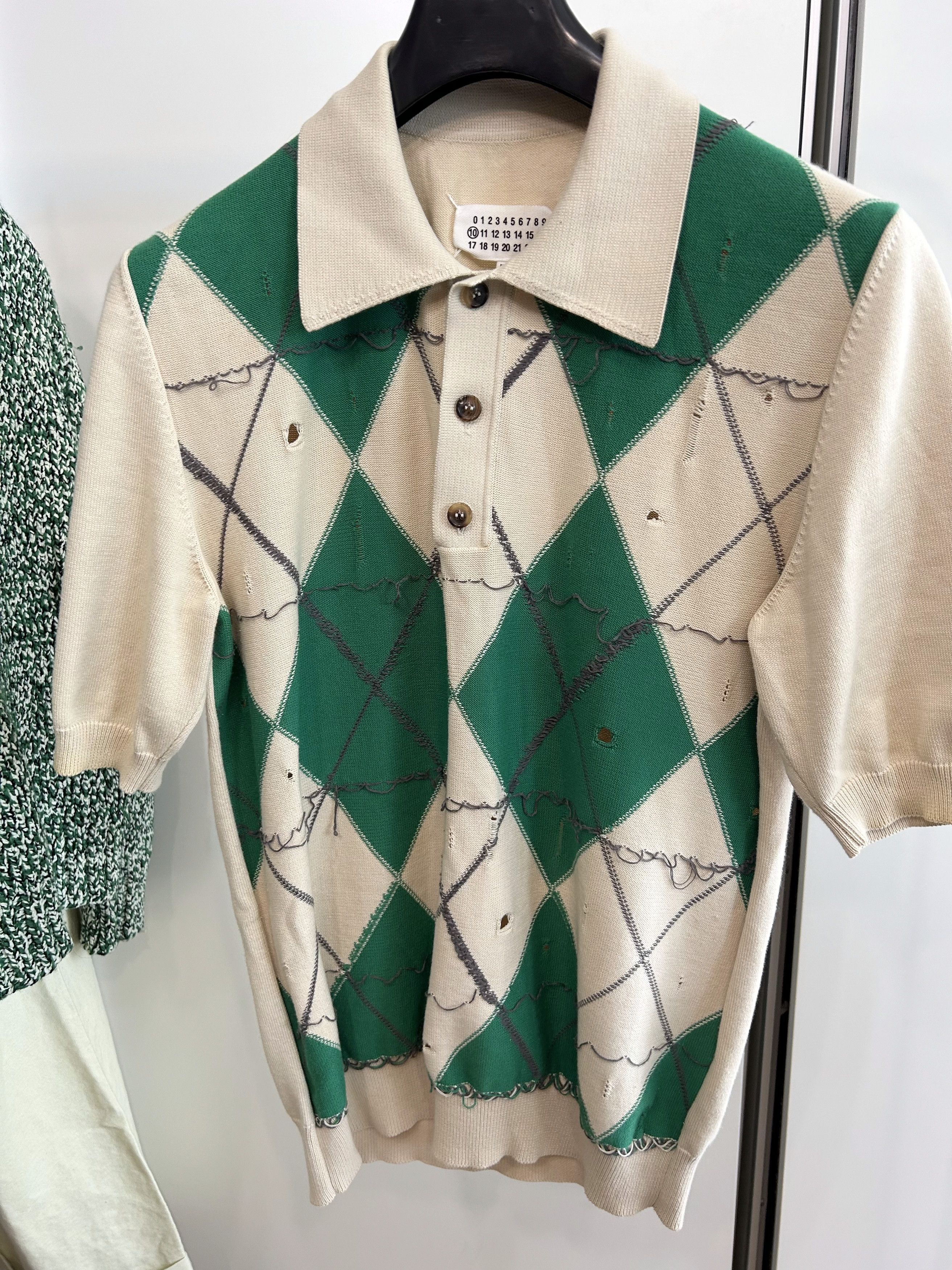 Maison Margiela MAISON MARGIELA Distressed Argyle Knit Polo Size US L / EU 52-54 / 3 - 3 Thumbnail