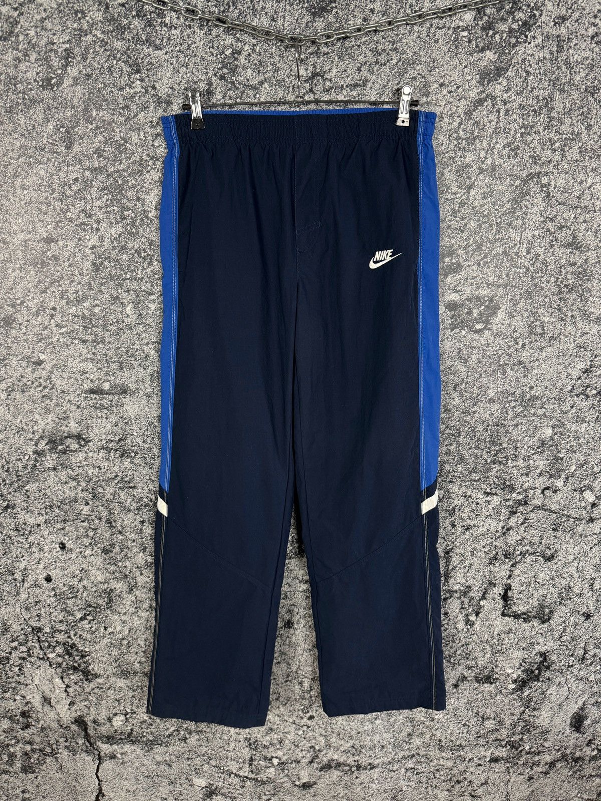 Nike Vintage Nike 72 Track Pants Retro Streetwear Y2K Style Sz S Size US 30 / EU 46 - 2 Thumbnail