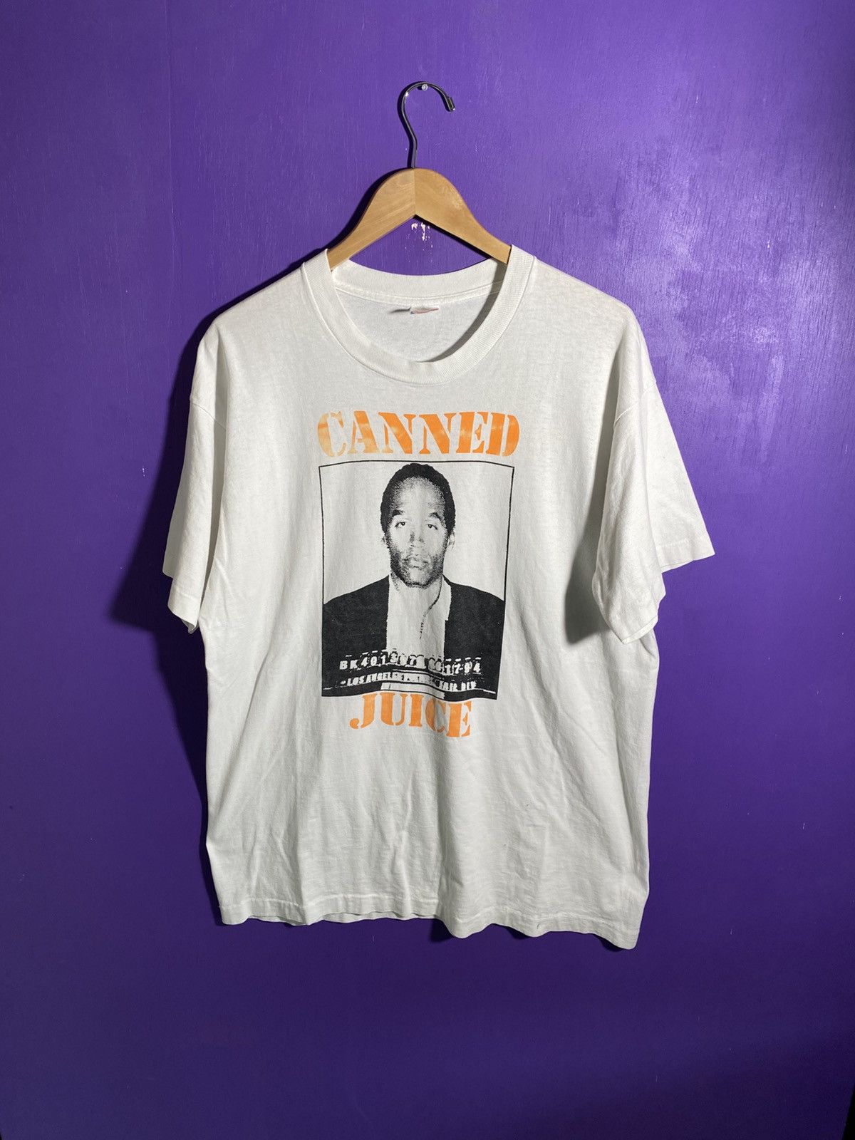 Vintage Vintage 90s OJ Simpson canned juice mugshot t-shirt Size US XL / EU 56 / 4 - 1 Thumbnail