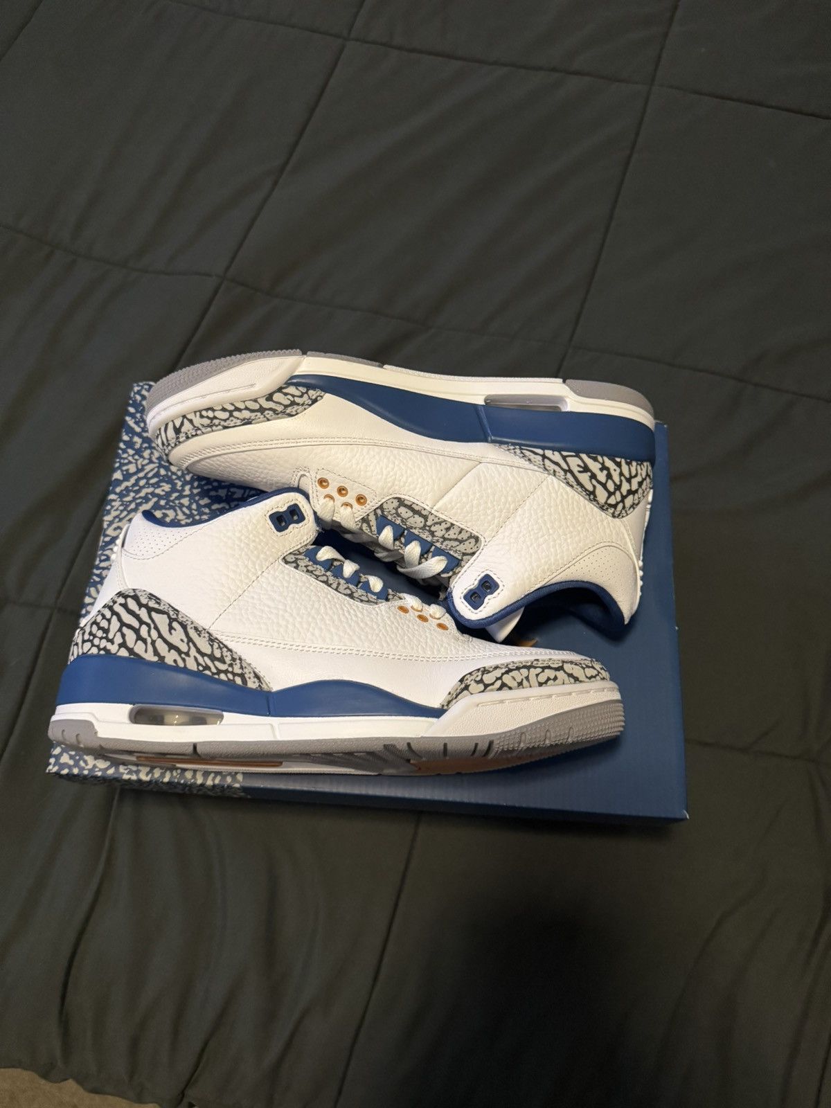 Jordan Brand Jordan Retro 3 “Wizards” Size US 7.5 / EU 40-41 - 6 Thumbnail