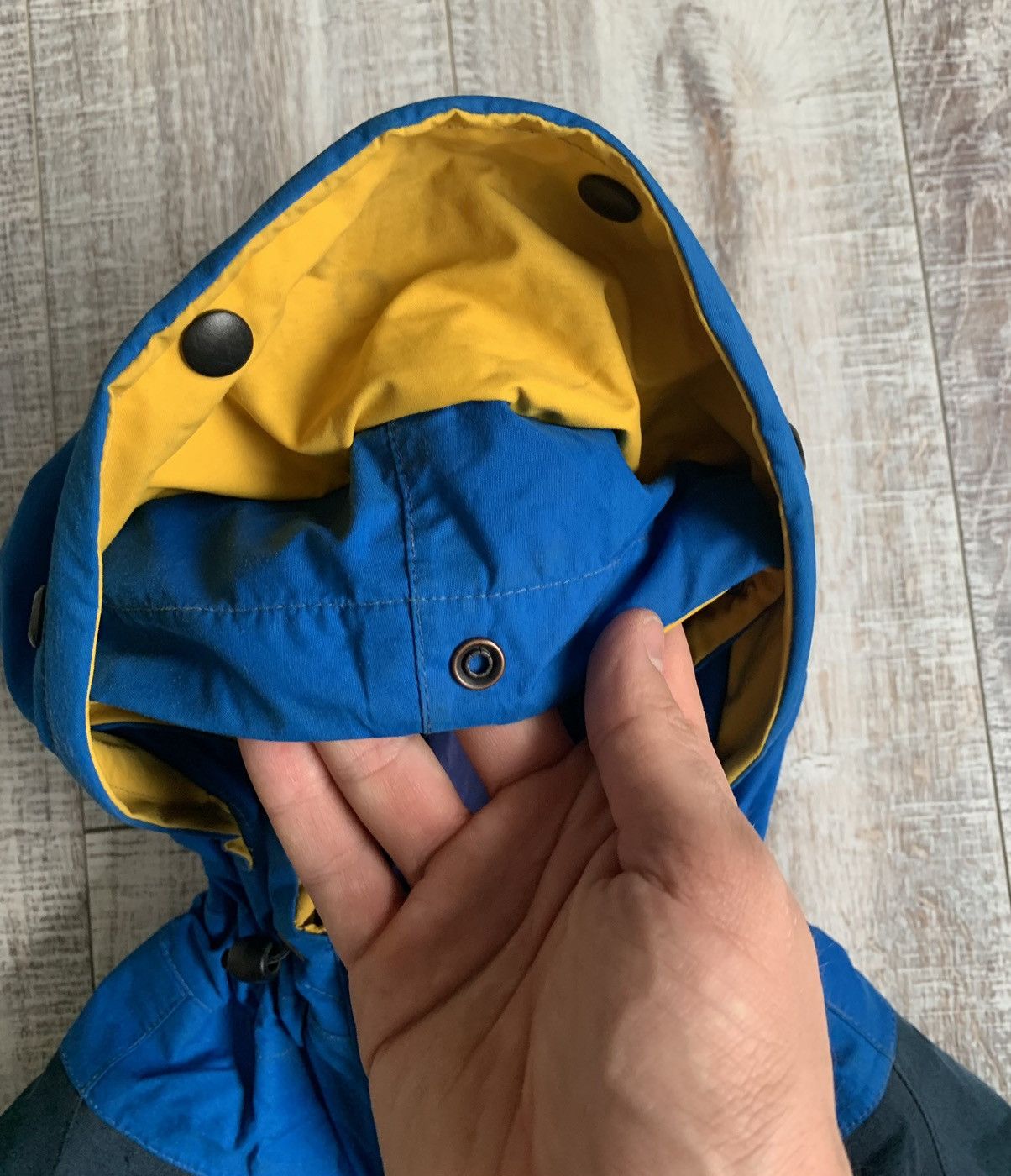 Berghaus × Vintage Vintage berghaus gore tex mera peak jacket Size US L / EU 52-54 / 3 - 10 Thumbnail
