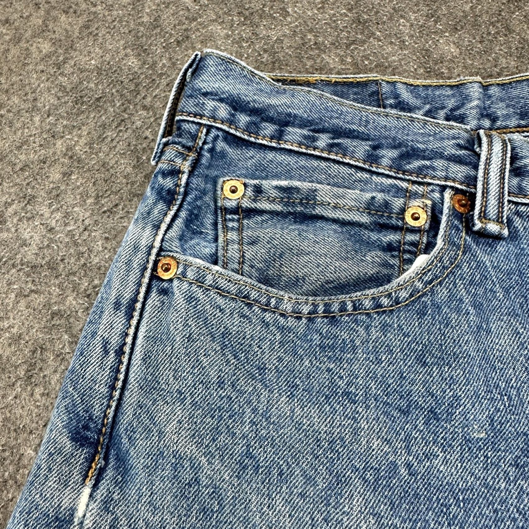 Levi's Levi's 501 Jeans Men 34x30 Regular Medium Wash Distressed Denim Straight Button Jeans Mens Regular Fit Vintage Retro Style - Levi's 501 Series Size US 34 / EU 50 - 3 Thumbnail