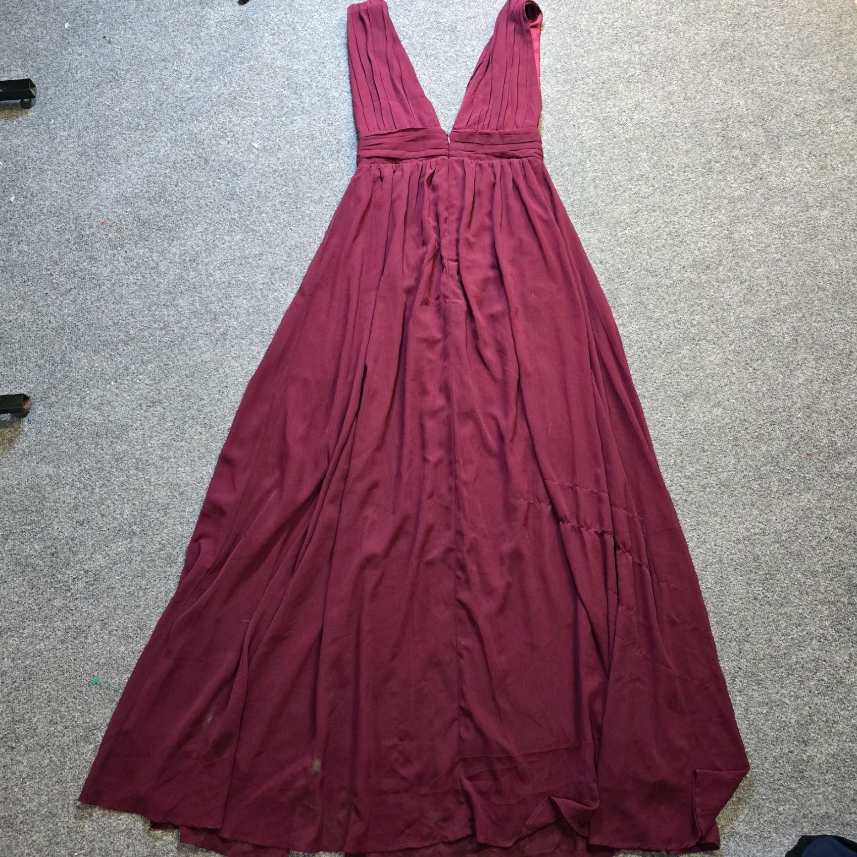 Lulus Lulus Dress Womens Size S Red Burgundy Maxi Sleeveless V-Neck Zip Lined Polyester Spandex Party/Cocktail Maxi Dress Mens? Size S / US 4 / IT 40 - 7 Thumbnail