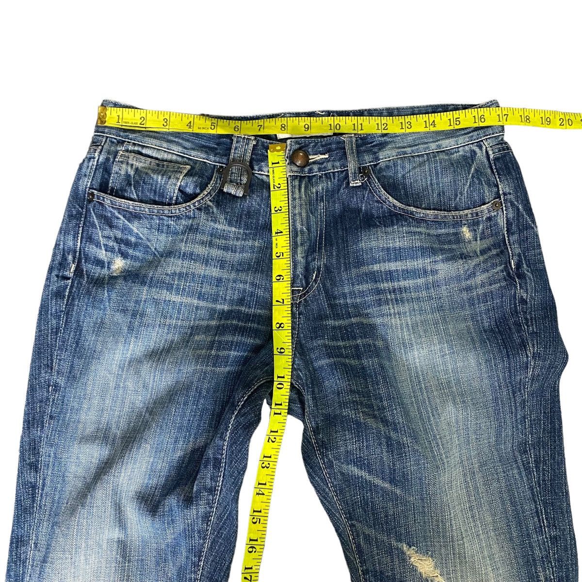 Vanquish VANQUISH Distressed Denim Jeans Size US 33 - 16 Thumbnail