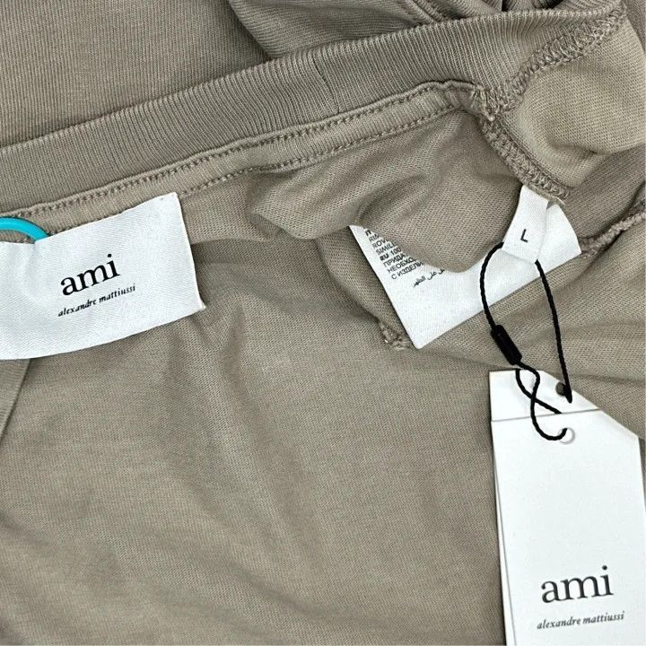 AMI AMI Love Logo Embroidered T-Shirt for Men and Women -2507 Size US L / EU 52-54 / 3 - 3 Thumbnail