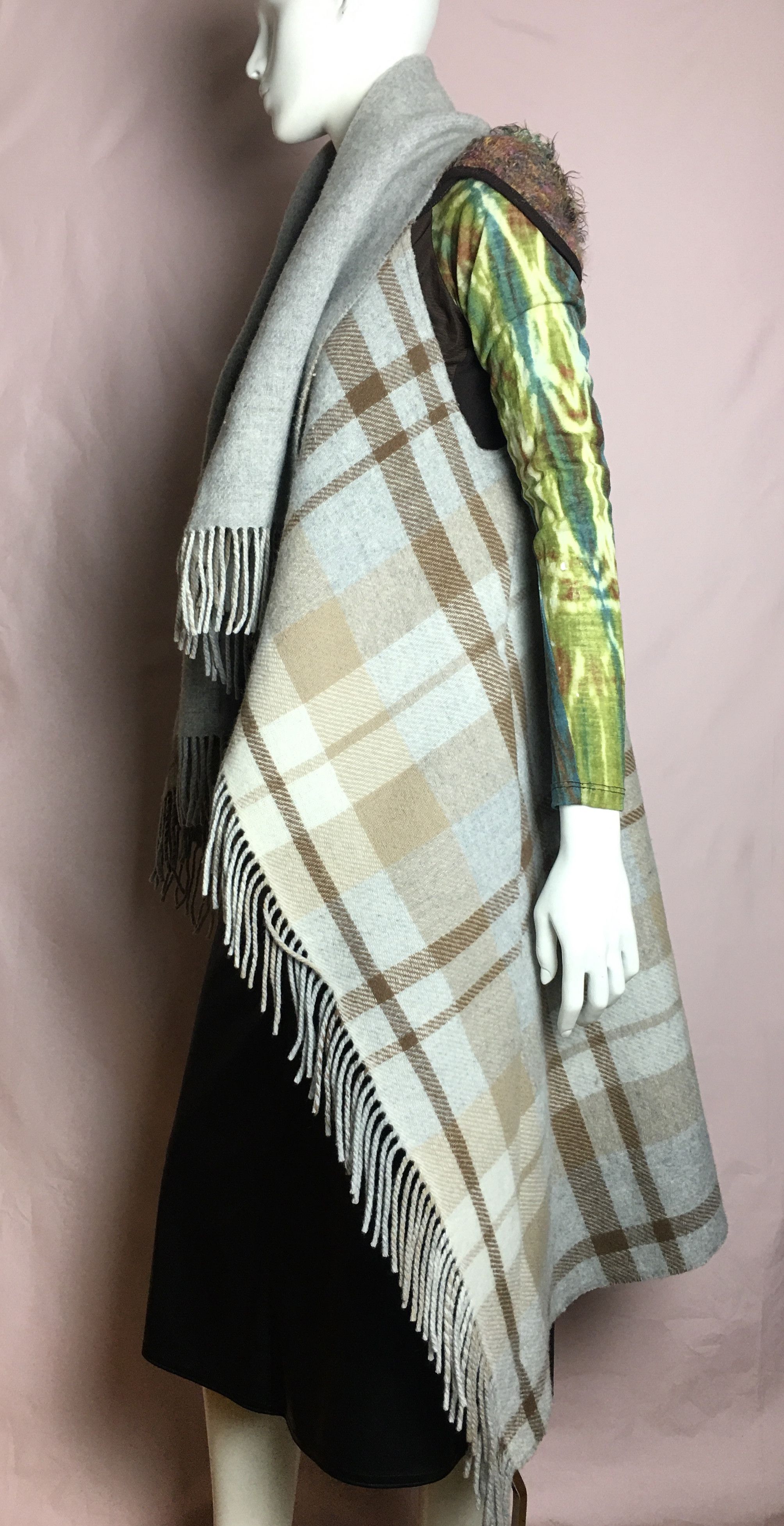 Fabiana Filippi Fabiana Filippi Checked Wool Waistcoat Poncho Grey Beige Size M / US 6-8 / IT 42-44 - 6 Thumbnail