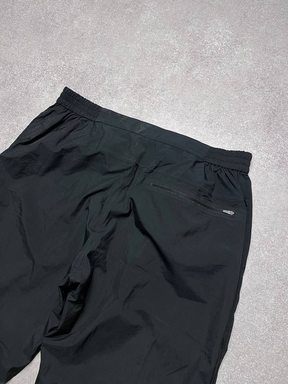 Nike Vintage Nike Swoosh Baggy Nylon Trackpants Y2K XL Size US 36 / EU 52 - 4 Thumbnail