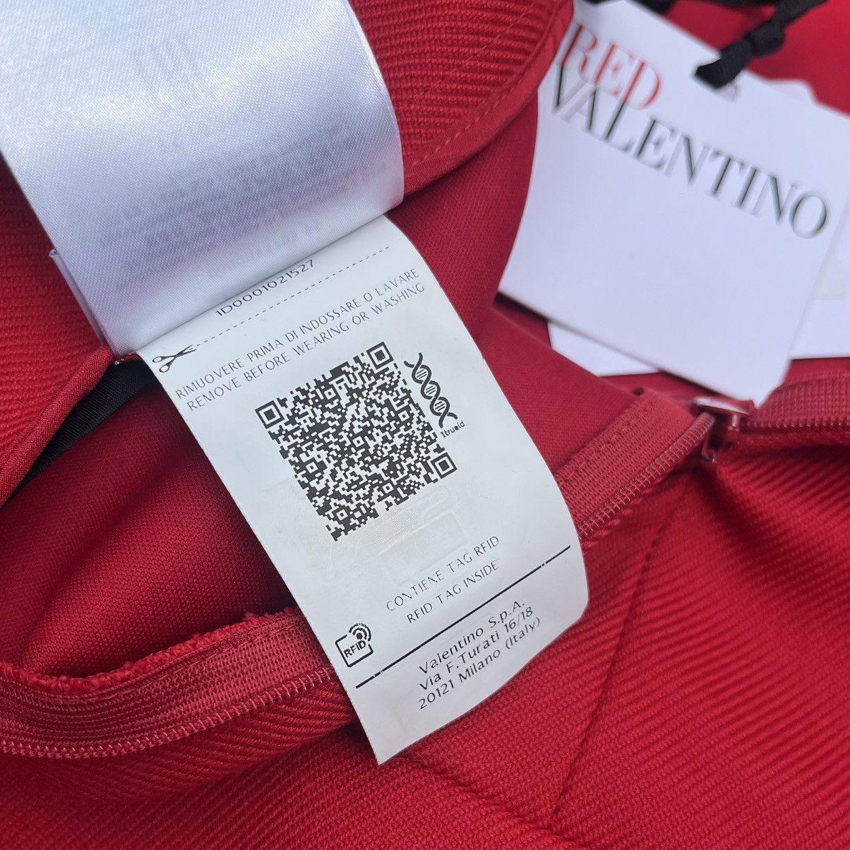 RED Valentino VALENTINO SKIRT Size 26" / US 2 / IT 38 - 11 Thumbnail